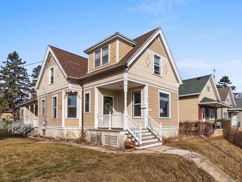 Photo of 1610 S 11th Street, Sheboygan, WI 53081 (MLS # 2018028)