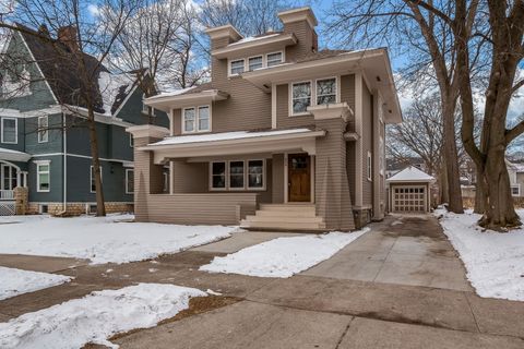 Photo of 808 Park Avenue, Beloit, WI 53511 (MLS # 2016120)