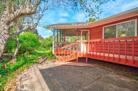 Tiny photo for 5018 Holiday Drive, Madison, WI 53705 (MLS # 2009892)