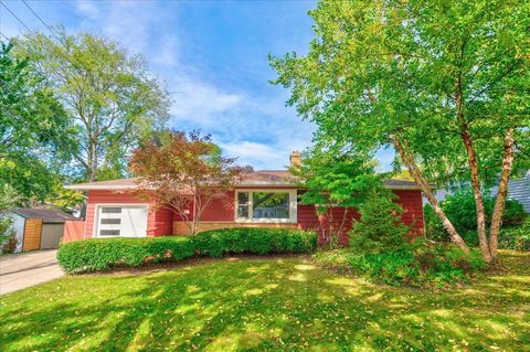 Tiny photo for 5018 Holiday Drive, Madison, WI 53705 (MLS # 2009892)