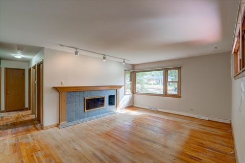 Tiny photo for 5018 Holiday Drive, Madison, WI 53705 (MLS # 2009892)