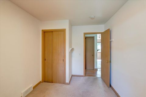 Tiny photo for 5018 Holiday Drive, Madison, WI 53705 (MLS # 2009892)