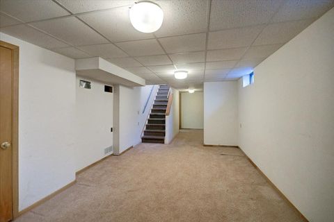 Tiny photo for 5018 Holiday Drive, Madison, WI 53705 (MLS # 2009892)