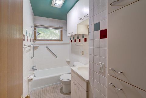 Tiny photo for 5018 Holiday Drive, Madison, WI 53705 (MLS # 2009892)