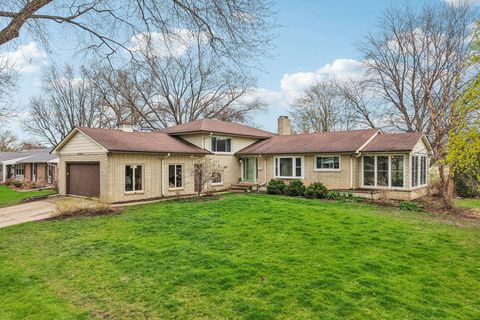 Photo of 738 Fairway Lane, Jefferson, WI 53549 (MLS # 2020921)