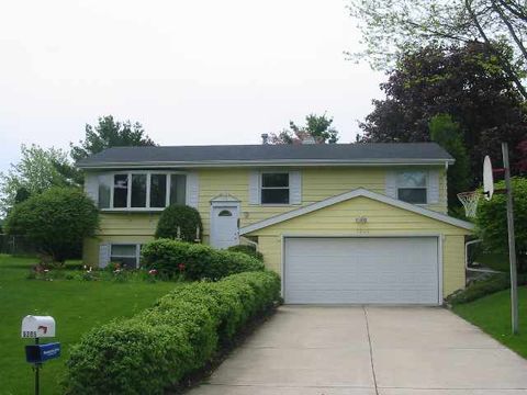 Photo of 5205 Meadowood Drive, Fitchburg, WI 53711 (MLS # 2024561)