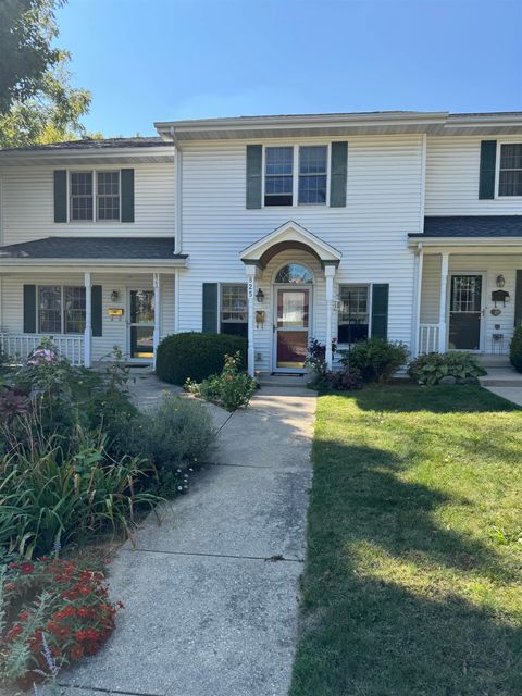 Photo of 825 Sutherland Avenue, Janesville, WI 53545 (MLS # 2008934)