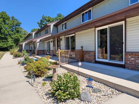 Photo of 246 Ba Wood Lane, Janesville, WI 53545 (MLS # 2029884)