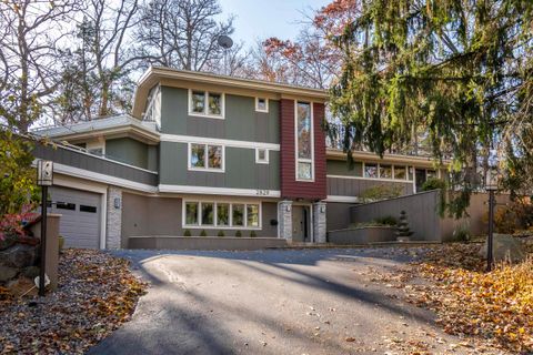 Photo of 2829 Sylvan Avenue, Madison, WI 53705 (MLS # 2016320)