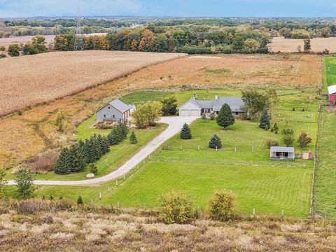 Photo of 9776 W 7 Mile Road, Racine, WI 53126 (MLS # 2010994)
