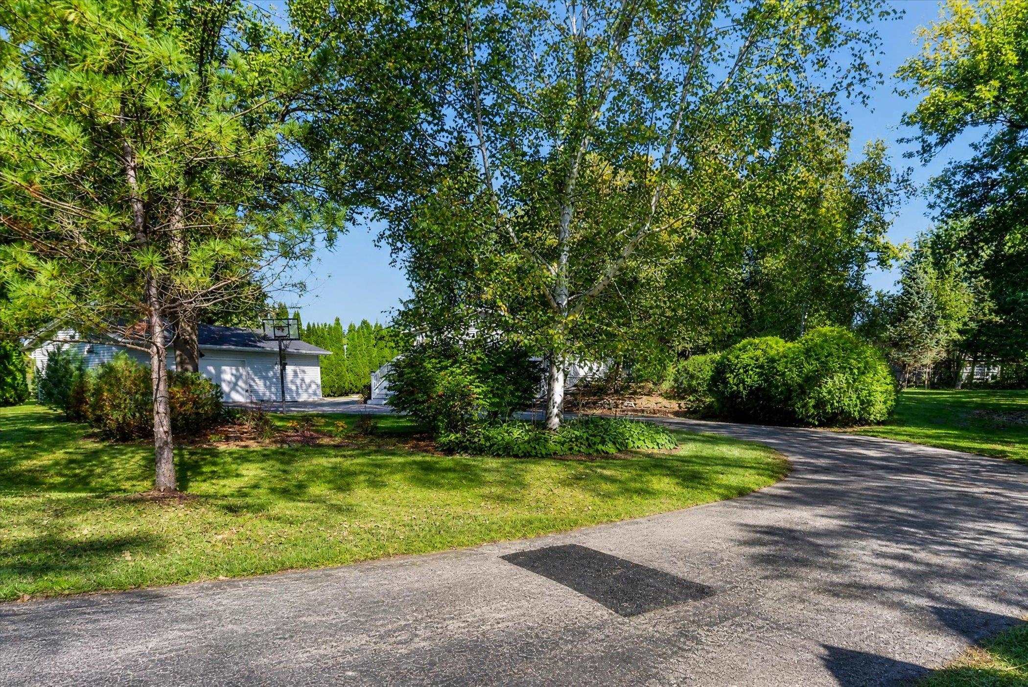 W2506 Circle Drive