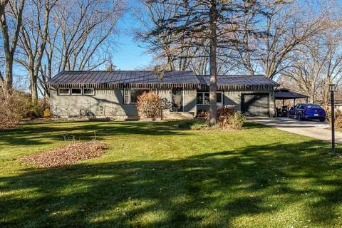 Photo of 8930 S Creek Road, Beloit, WI 53511 (MLS # 2013074)