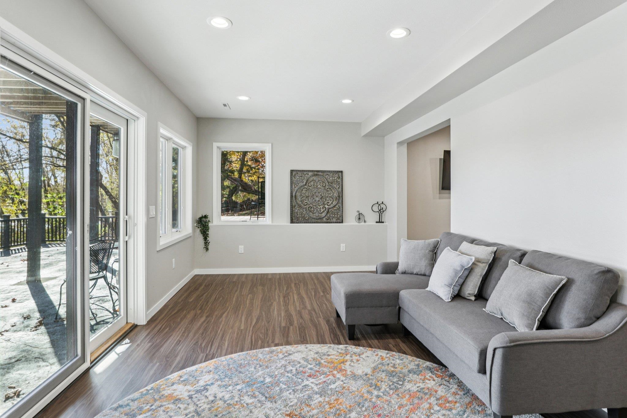 Portage, Wisconsin 53901, United States, 5 Bedrooms Bedrooms, ,5 BathroomsBathrooms,Residential,Active,243669