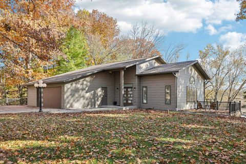 Tiny photo for N5620 Thunderbird Road, Portage, WI 53901 (MLS # 2012417)