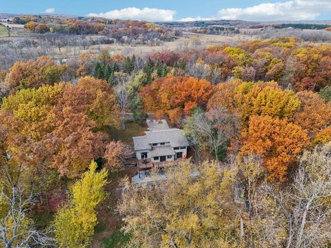 Tiny photo for N5620 Thunderbird Road, Portage, WI 53901 (MLS # 2012417)