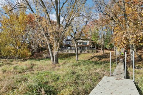 Tiny photo for N5620 Thunderbird Road, Portage, WI 53901 (MLS # 2012417)