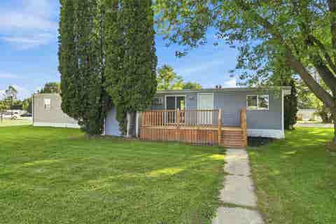 Photo of 2 Algonquin Trail, Sheboygan, WI 53081 (MLS # 2030829)