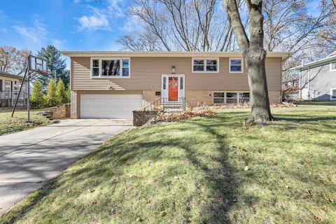 Photo of 1810 Lewon Drive, Madison, WI 53711 (MLS # 2019841)