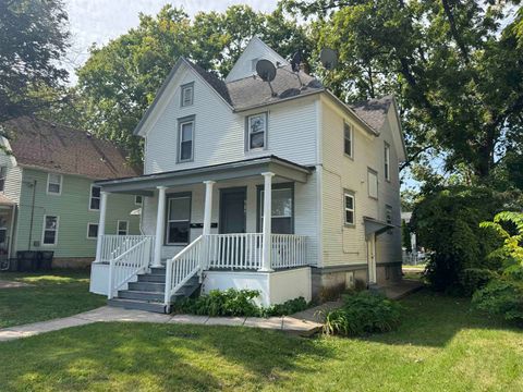 Photo of 1014 Oak Street, Beloit, WI 53511 (MLS # 2009410)