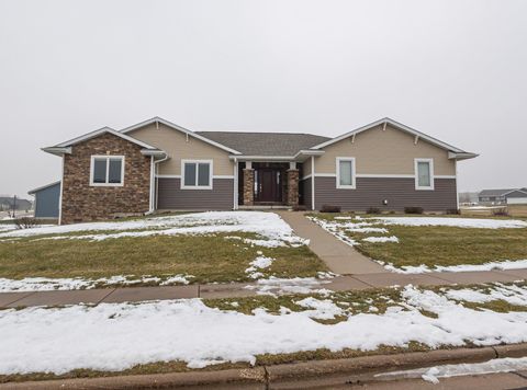 Photo of 1560 Cornerstone Circle, Platteville, WI 53818 (MLS # 2014506)