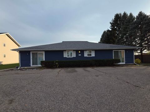 Photo of 1116 12th Street, Baraboo, WI 53913 (MLS # 2012791)