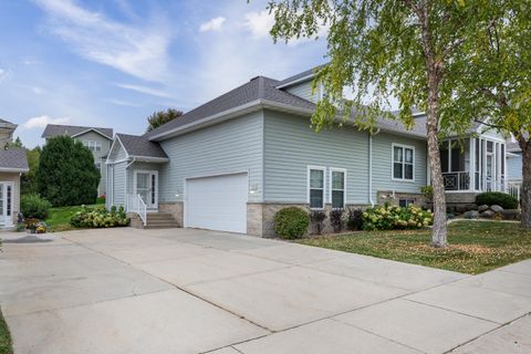 Photo of 1329 Waldorf Boulevard, Madison, WI 53719 (MLS # 2018770)