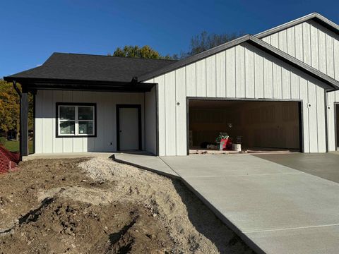 Photo of 1222 Prairie Avenue, Janesville, WI 53545 (MLS # 2011634)