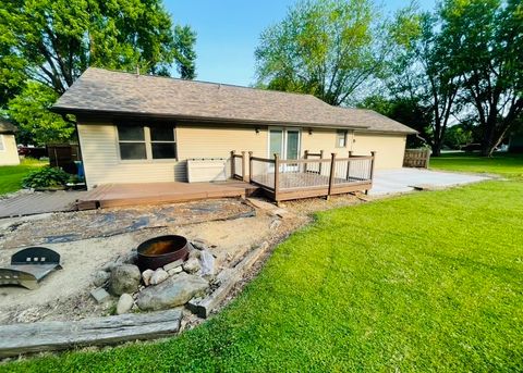 Tiny photo for 731 Sherwood Lane, Jefferson, WI 53549 (MLS # 2012766)