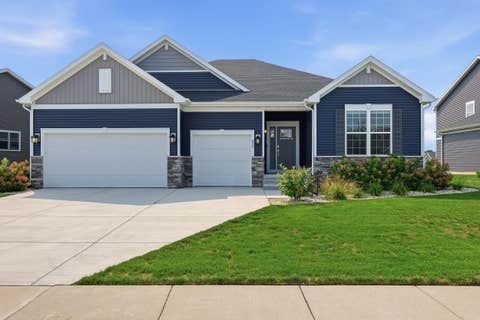 Photo of 435 Peterson Trail, Oregon, WI 53575 (MLS # 2030196)