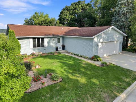 Photo of 9 N Washington Street, Deerfield, WI 53531 (MLS # 2030799)