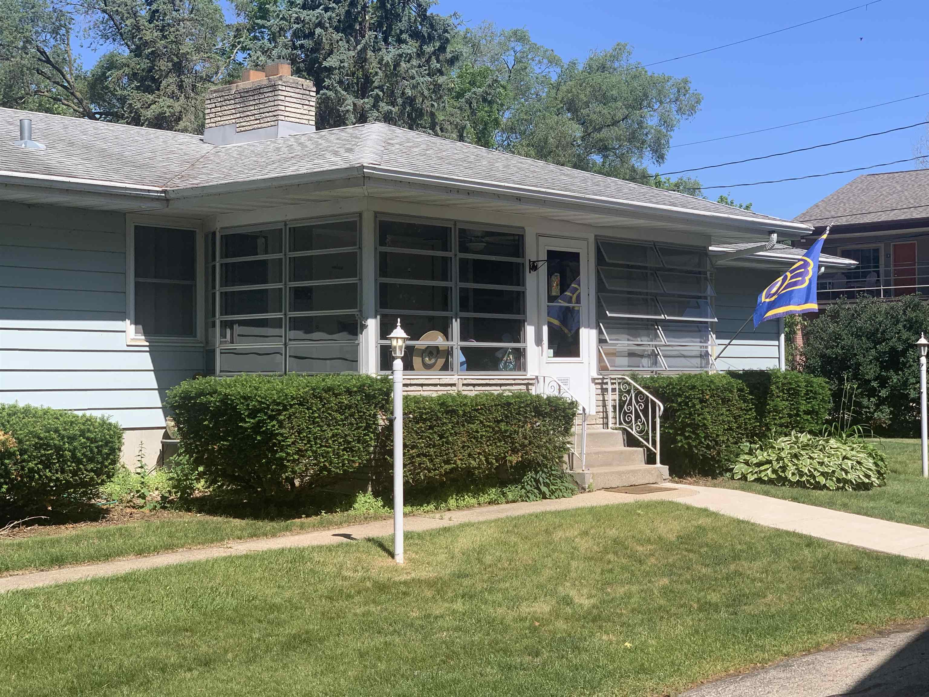 Photo 1 of 22 — 2834 Commercial Avenue, Madison, WI 53704