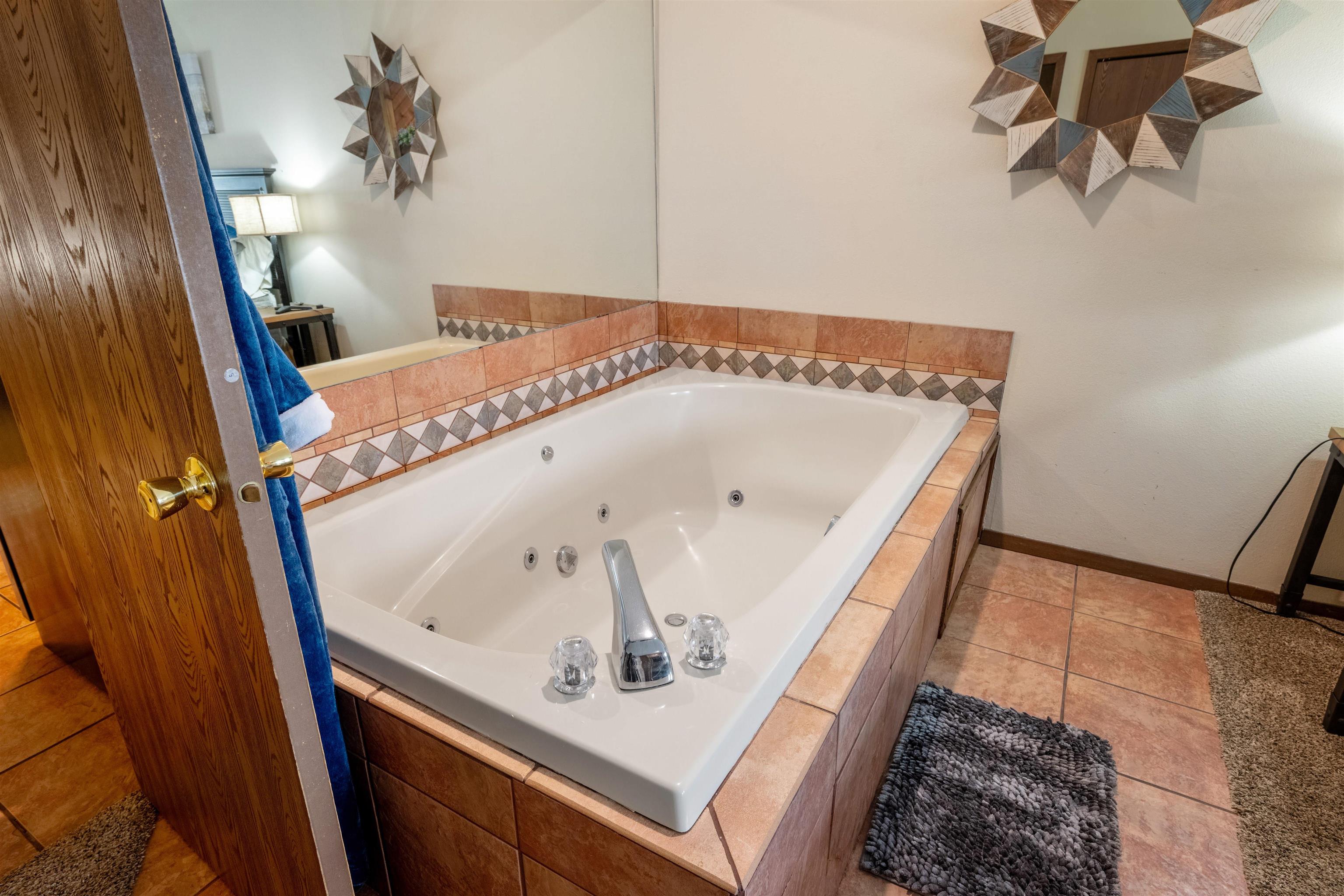 Wisconsin Dells, Wisconsin 53965, United States, 1 Bedroom Bedrooms, ,1 BathroomBathrooms,Residential,Active,99418