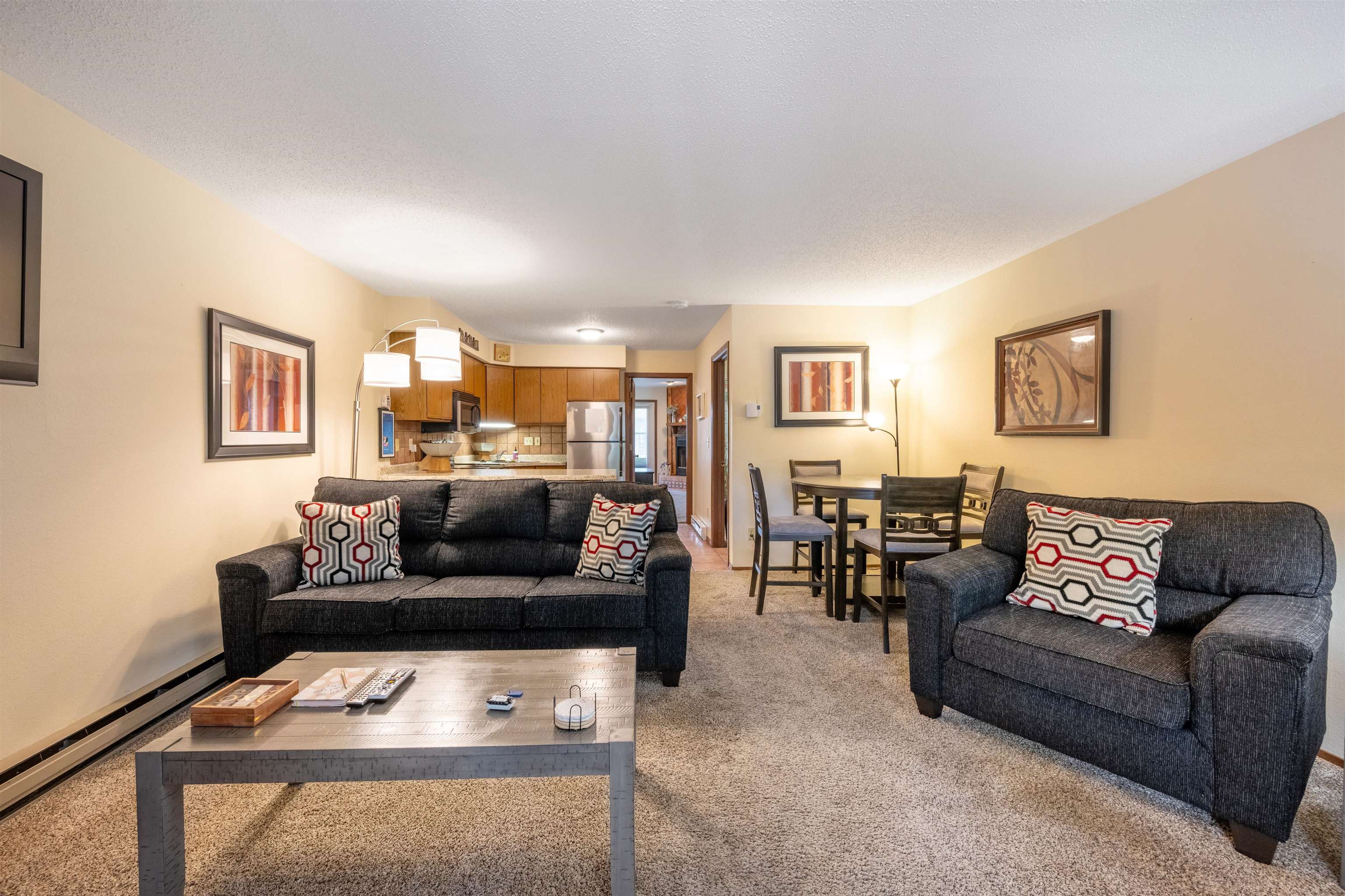 Wisconsin Dells, Wisconsin 53965, United States, 1 Bedroom Bedrooms, ,1 BathroomBathrooms,Residential,Active,99418