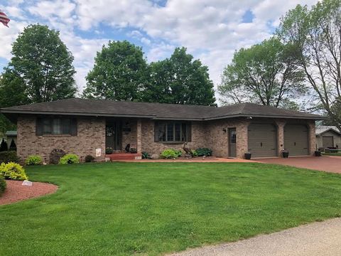 Photo of 704 Park Street, Blue River, WI 53518 (MLS # 2013962)