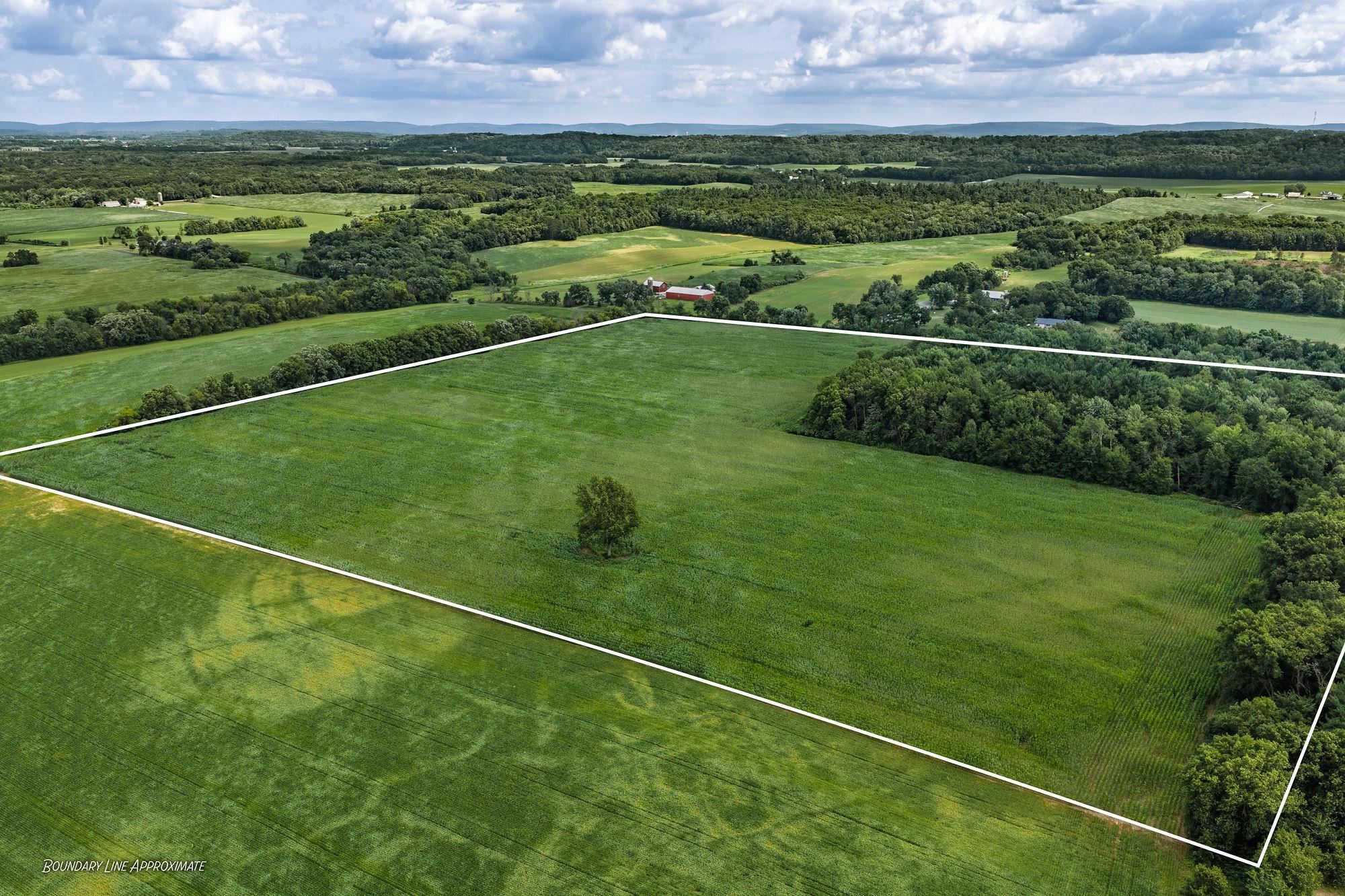39 Acres N. Reedsburg Road