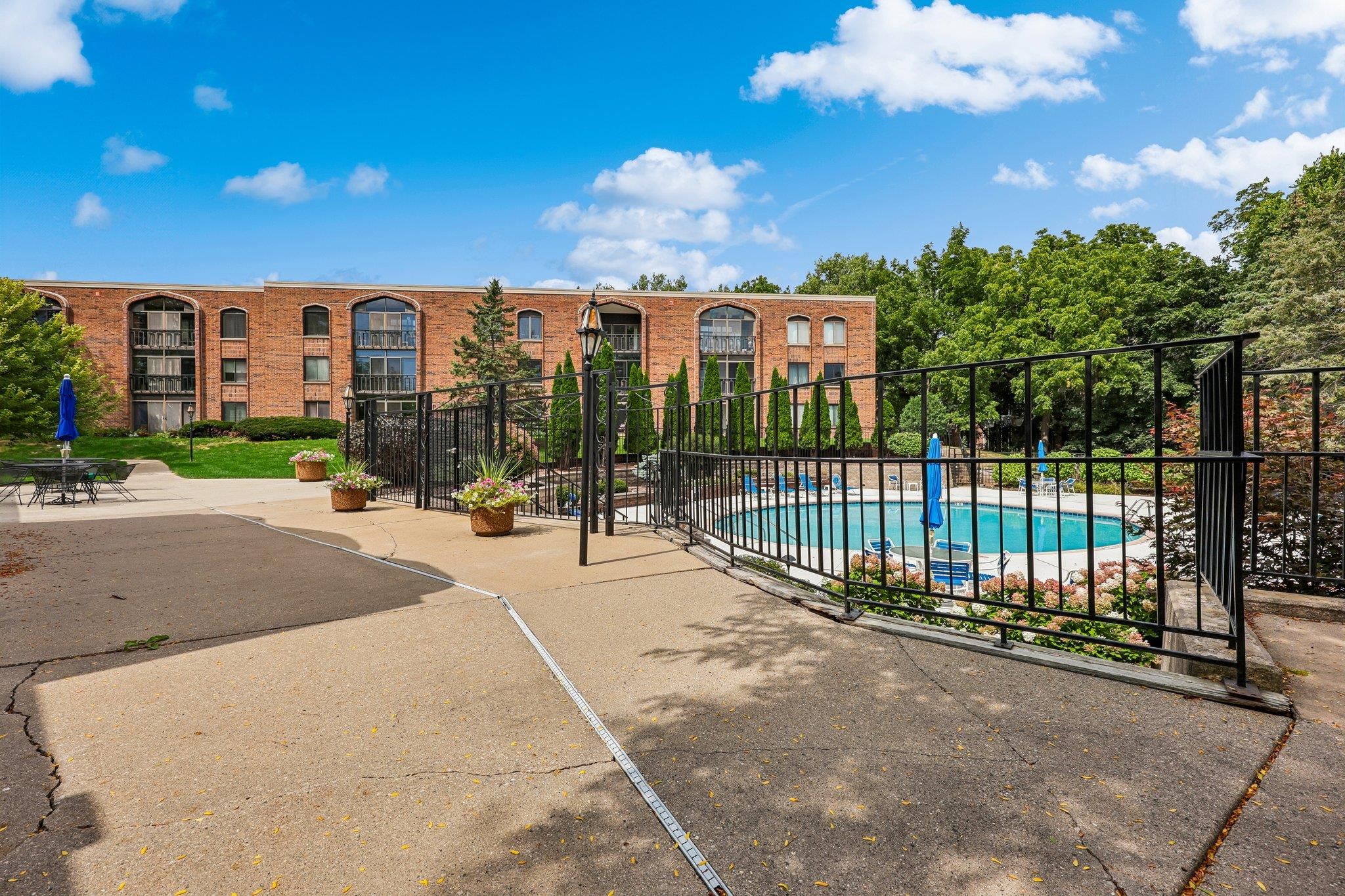 6302 Mineral Point Road 213