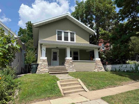 Photo of 272 E Union Street, Richland Center, WI 53581 (MLS # 2028423)
