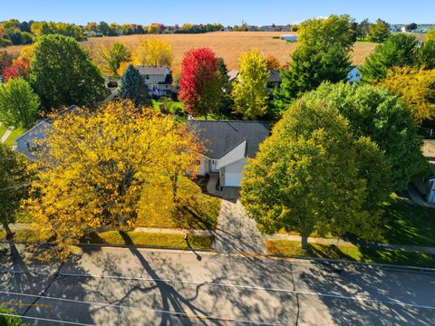 Tiny photo for 2208 N Page Street, Stoughton, WI 53589 (MLS # 2011061)