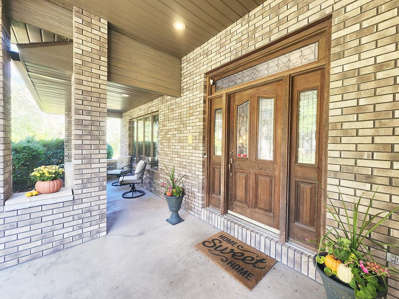 4230 N Juniper Drive