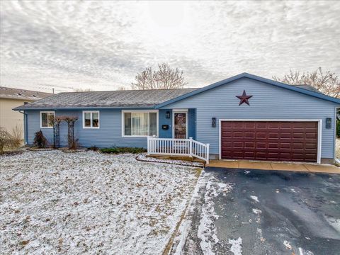 Photo of 309 Fuller Street, Columbus, WI 53925 (MLS # 2015059)