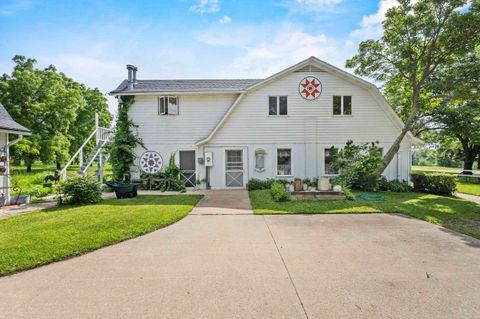 Tiny photo for 540 North Street, Green Lake, WI 54941 (MLS # 2004949)