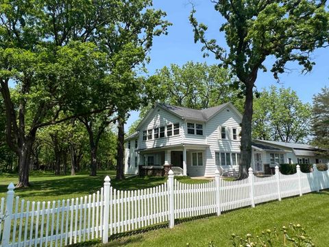Tiny photo for 540 North Street, Green Lake, WI 54941 (MLS # 2004949)