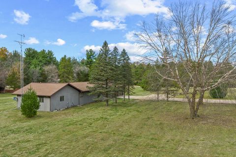 Tiny photo for N4755 County Road HH, Mauston, WI 53948 (MLS # 2013069)