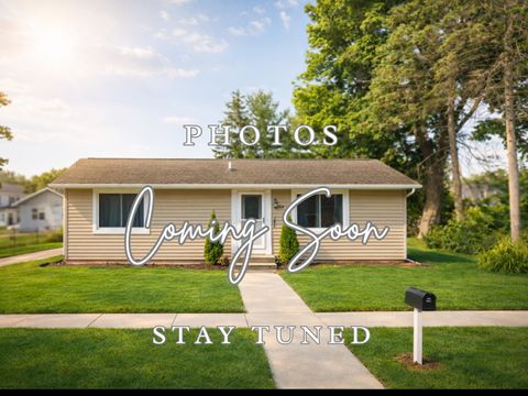 Photo of 303 S Mill Street, Albany, WI 53502 (MLS # 2020689)