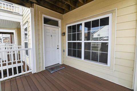 Photo of 3027 Providence Street 5 #5, Sun Prairie, WI 53590 (MLS # 2019127)