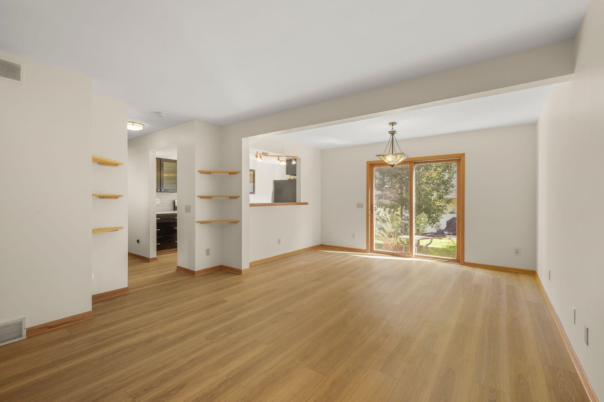 69 Ponwood Circle