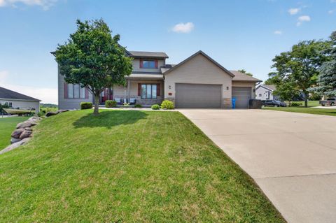 Photo of 1000 Glen View Court, Mount Horeb, WI 53572 (MLS # 2027740)
