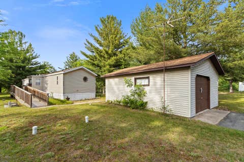 Photo of 336 Ember Drive, Oxford, WI 53952 (MLS # 2025087)