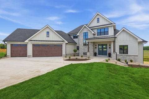 Photo of 6651 Lucas Lane, Sun Prairie, WI 53598 (MLS # 2026428)