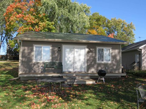 Photo of W10397 Blackhawk Trail, Fox Lake, WI 53933 (MLS # 2011046) Photo of W10397 Blackhawk Trail, Fox Lake, WI 53933 (MLS # 2011046)